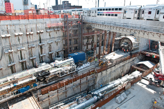 Illustration for article titled The Secret Lives of NYC Mega-Projects, Revealed By One PhotographerÂ